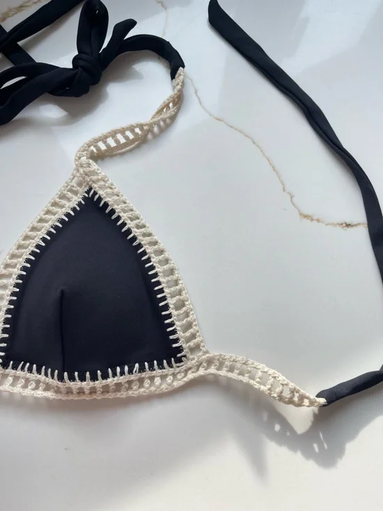 Victoria's Secret Black Crochet Bikini Top small - Picture 2 of 5